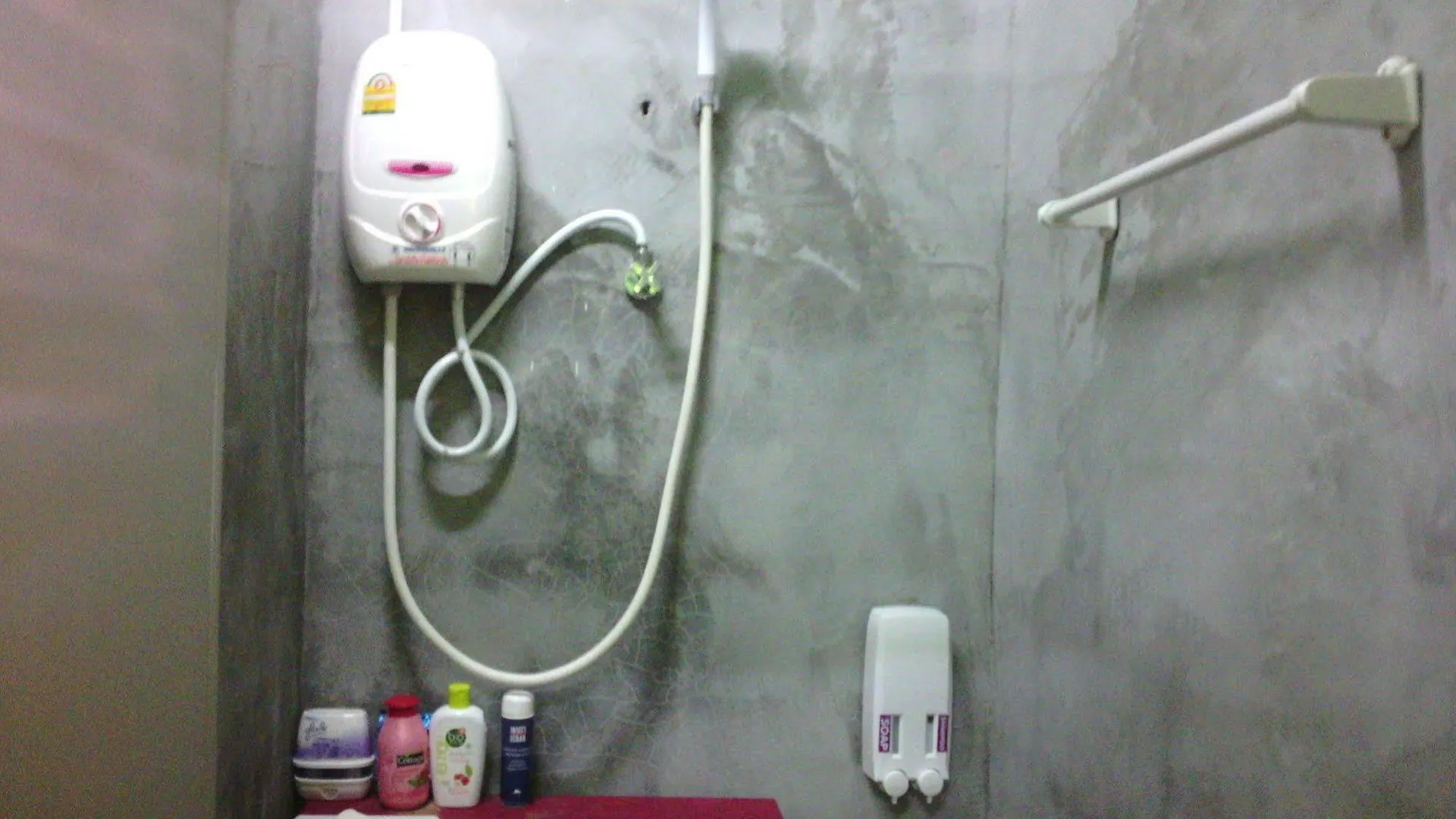 Baan Mook Anda Hostel Koh Lanta Thailand