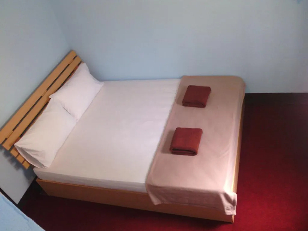 Baan Mook Anda Hostel Koh Lanta Thailand